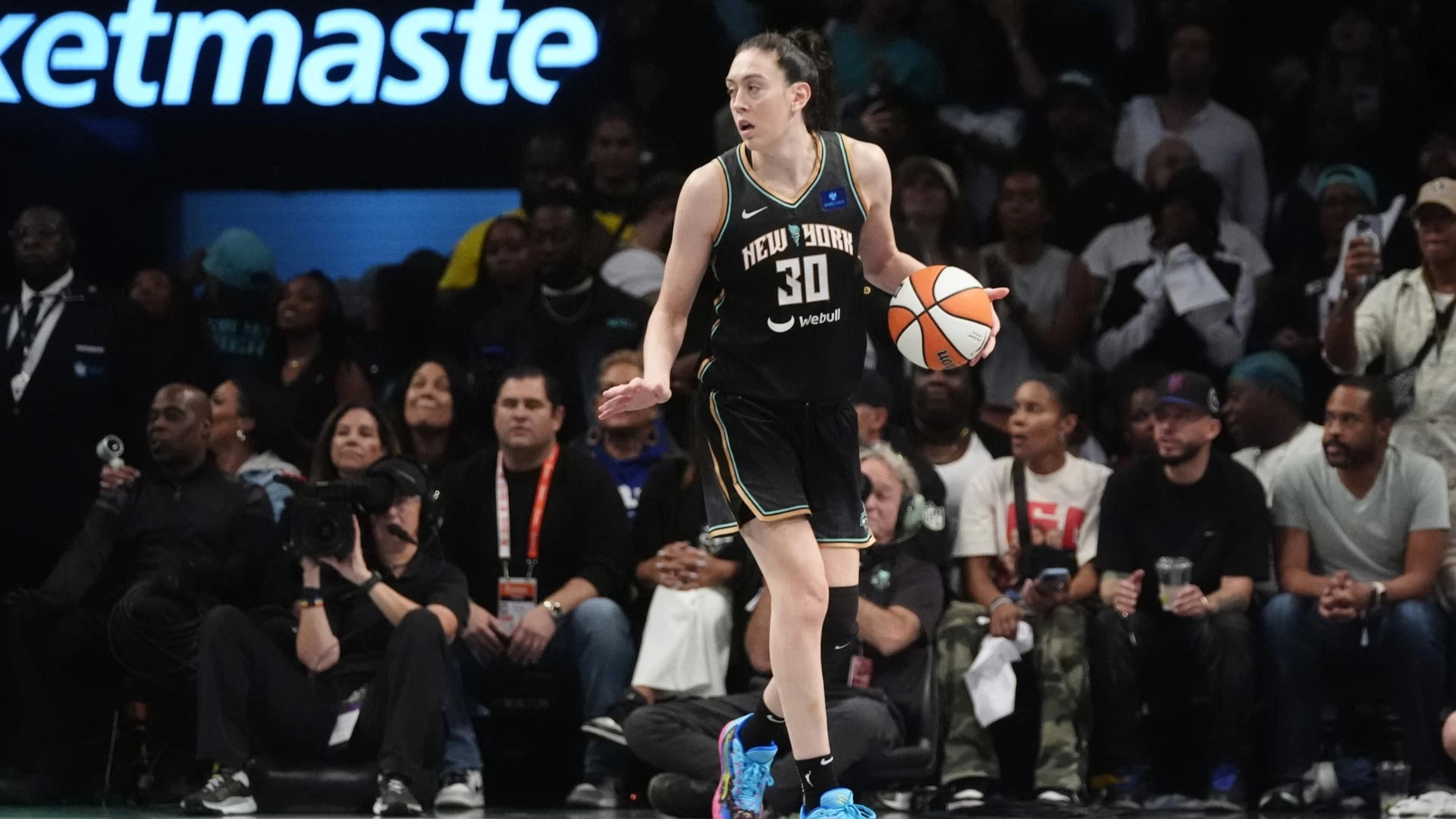 WNBA Playoffs Analysis: Connecticut and Liberty Shine