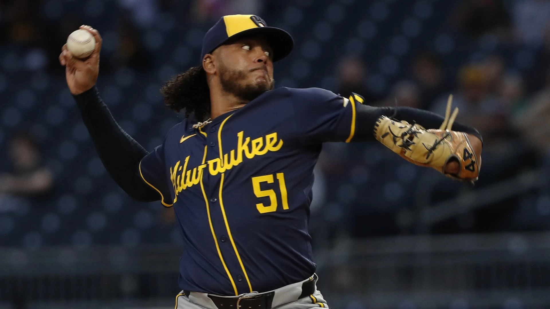 Brewers Excel in NL Central, Aim High in MLB Postseason