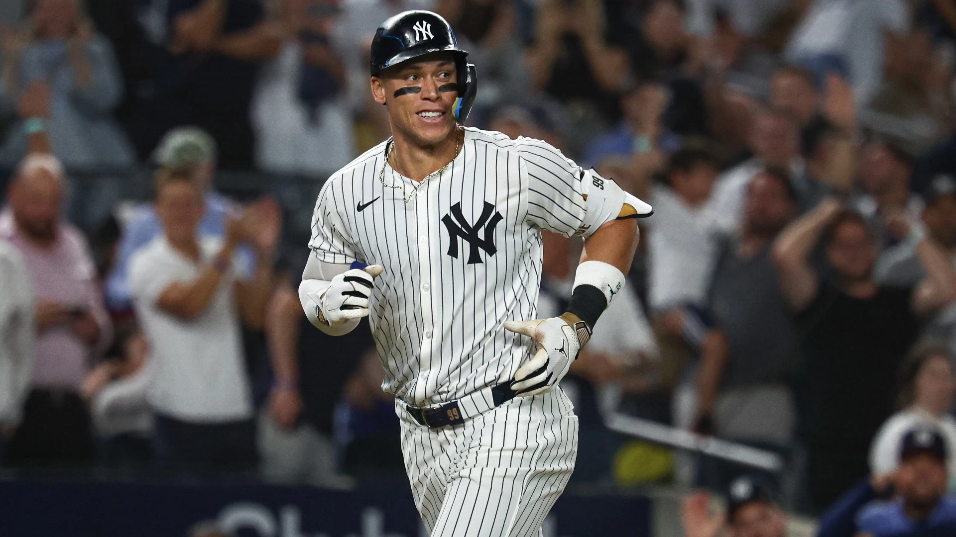 Exploring AL Pennant Odds: Astros, Yankees, and More