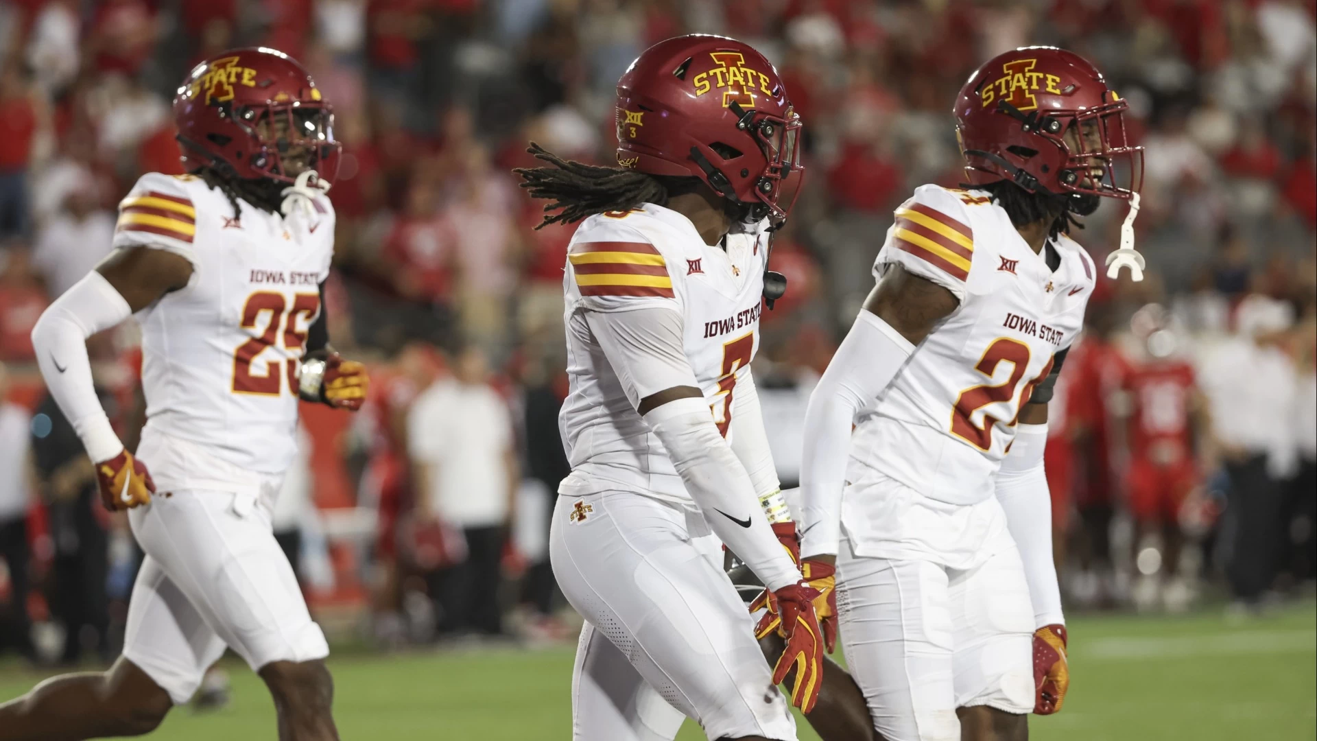 Iowa State Unbeaten: High Stakes Game Against Baylor