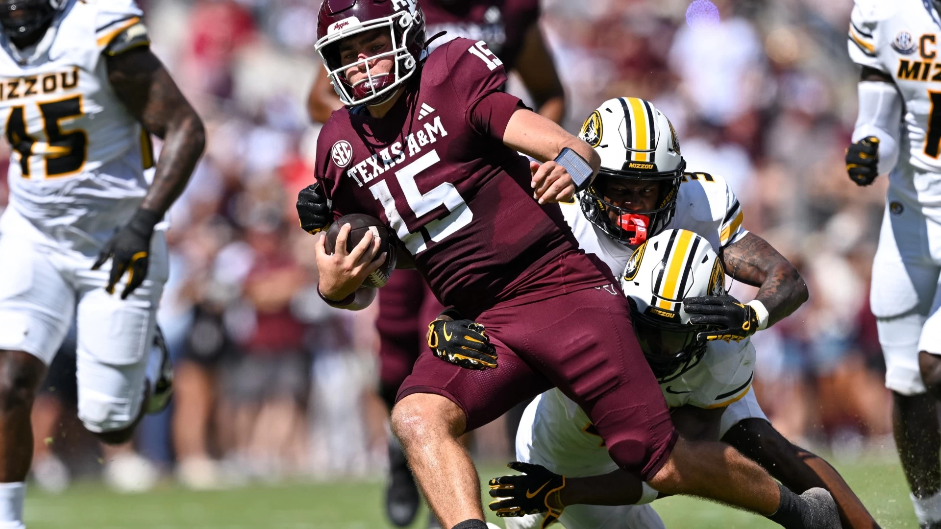 Texas A&M Dominates Missouri 41-10 in SEC Showdown