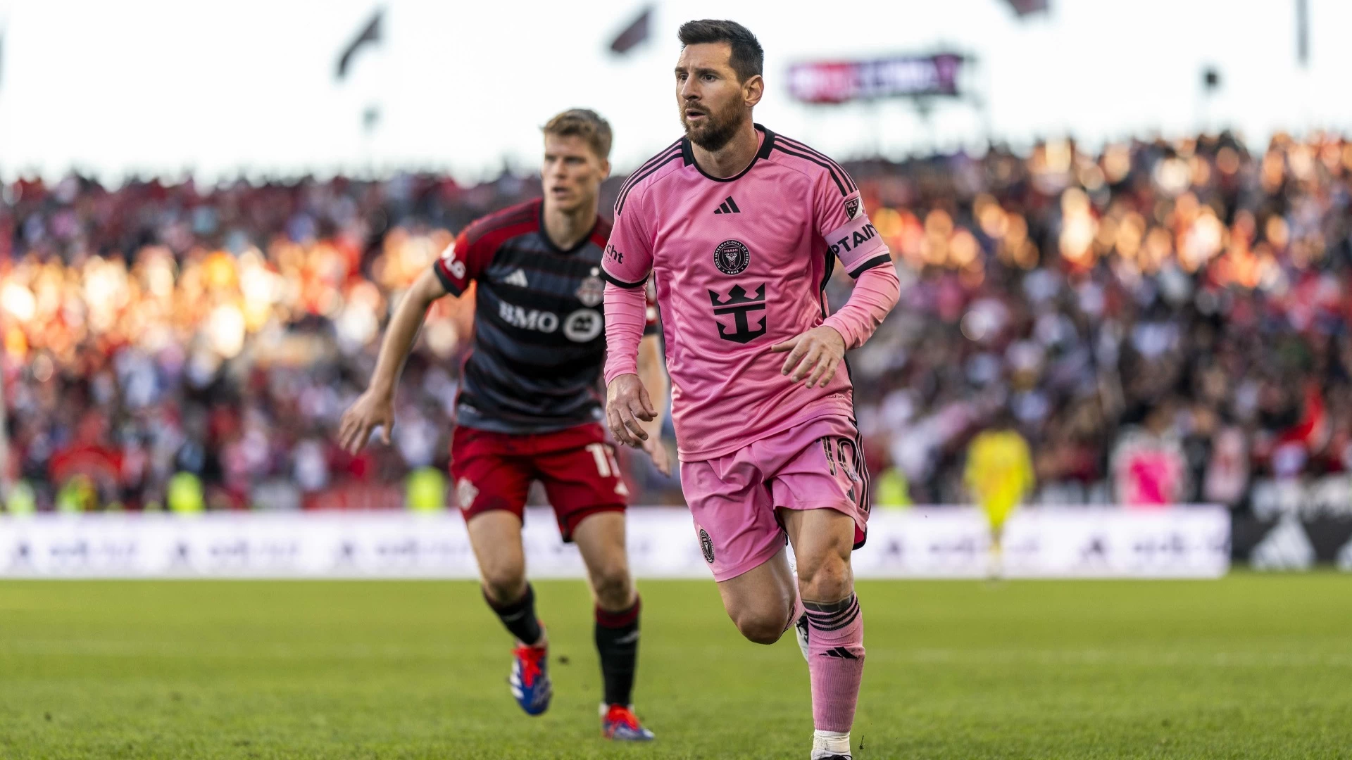 MLS Playoff Spots Heat Up: Eastern & Western Conferences