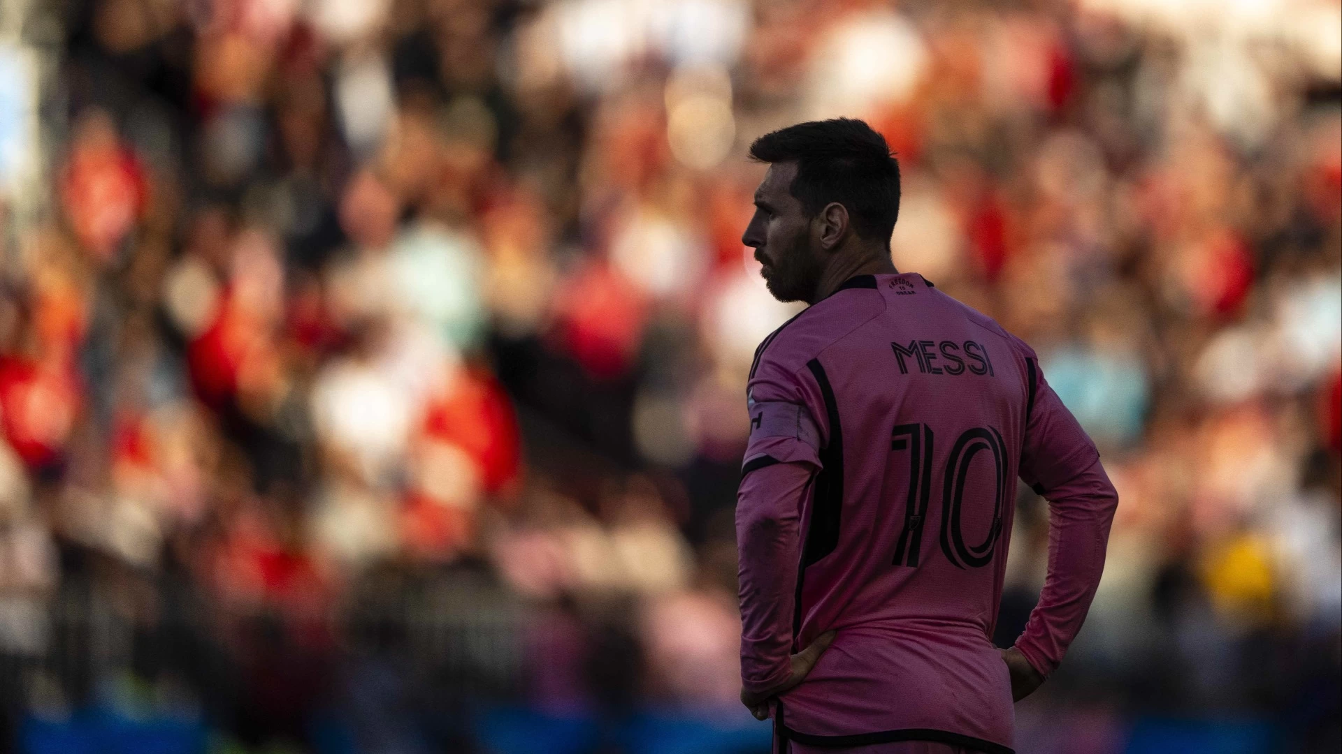 MVP Race Highlights: Suarez, Messi, and Dark Horse Picks
