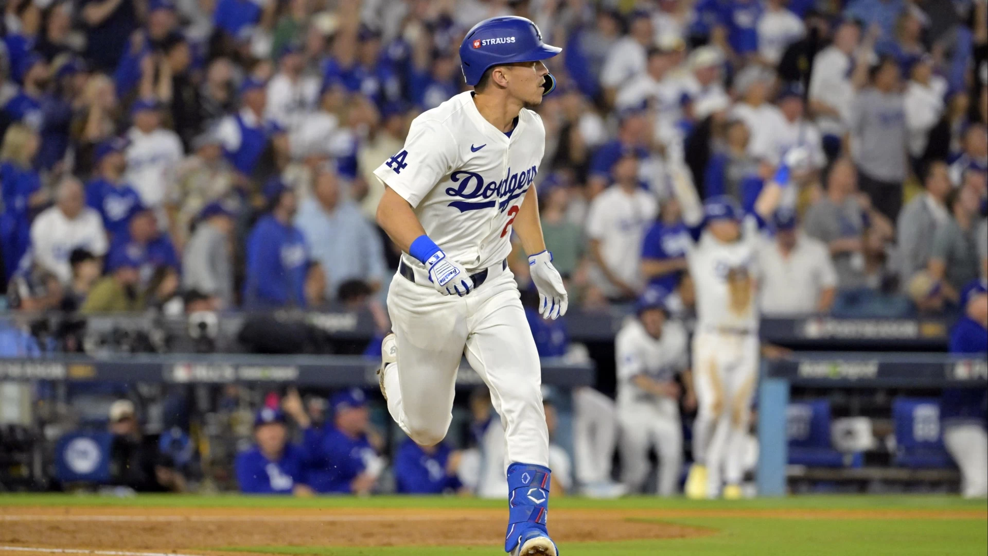 Dodgers Triumph Over Mets; Edman's Stellar Performance