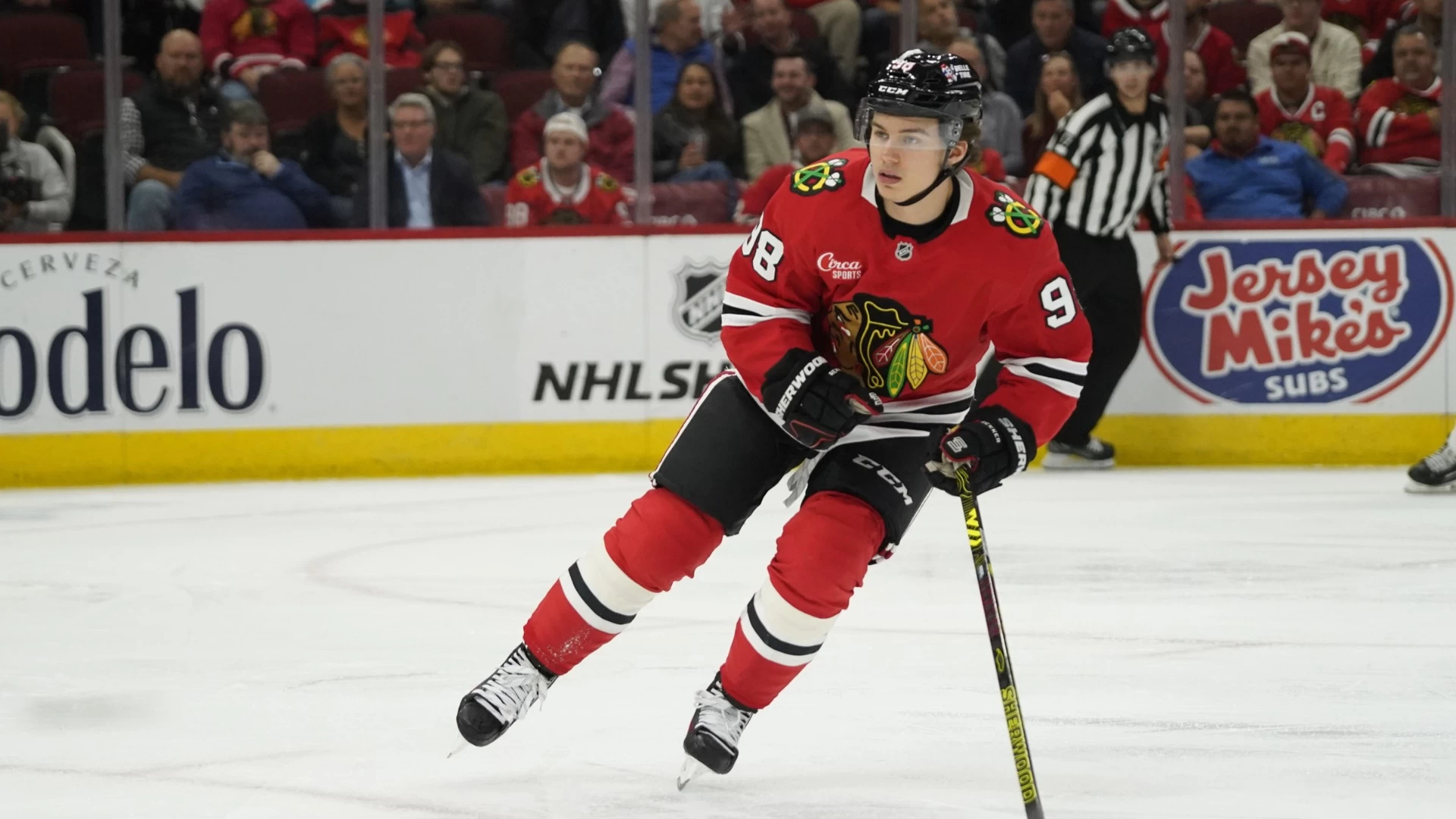 Canucks vs. Blackhawks & More: Tonight's NHL Matchups