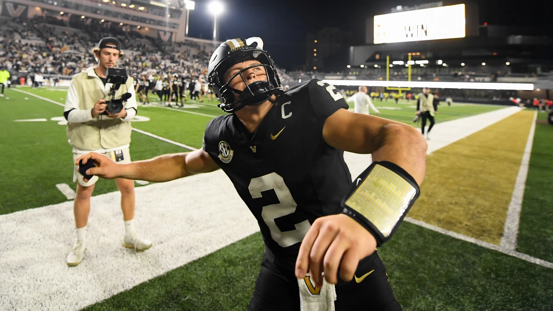 Vanderbilt Re-Enters AP Top 25, Faces #5 Texas at Home