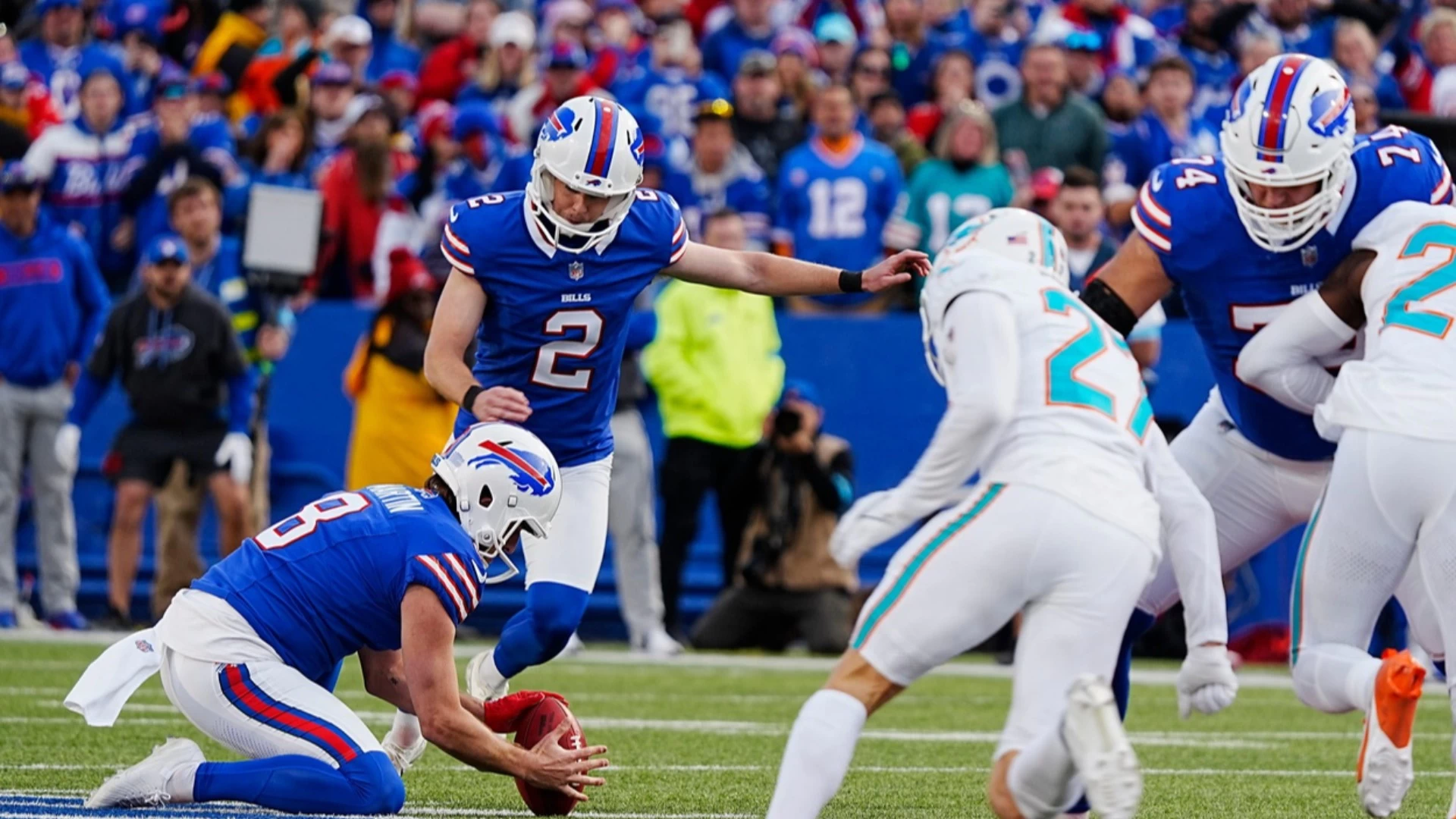 Bills Clutch Victory Over Dolphins with 61-Yard Field Goal