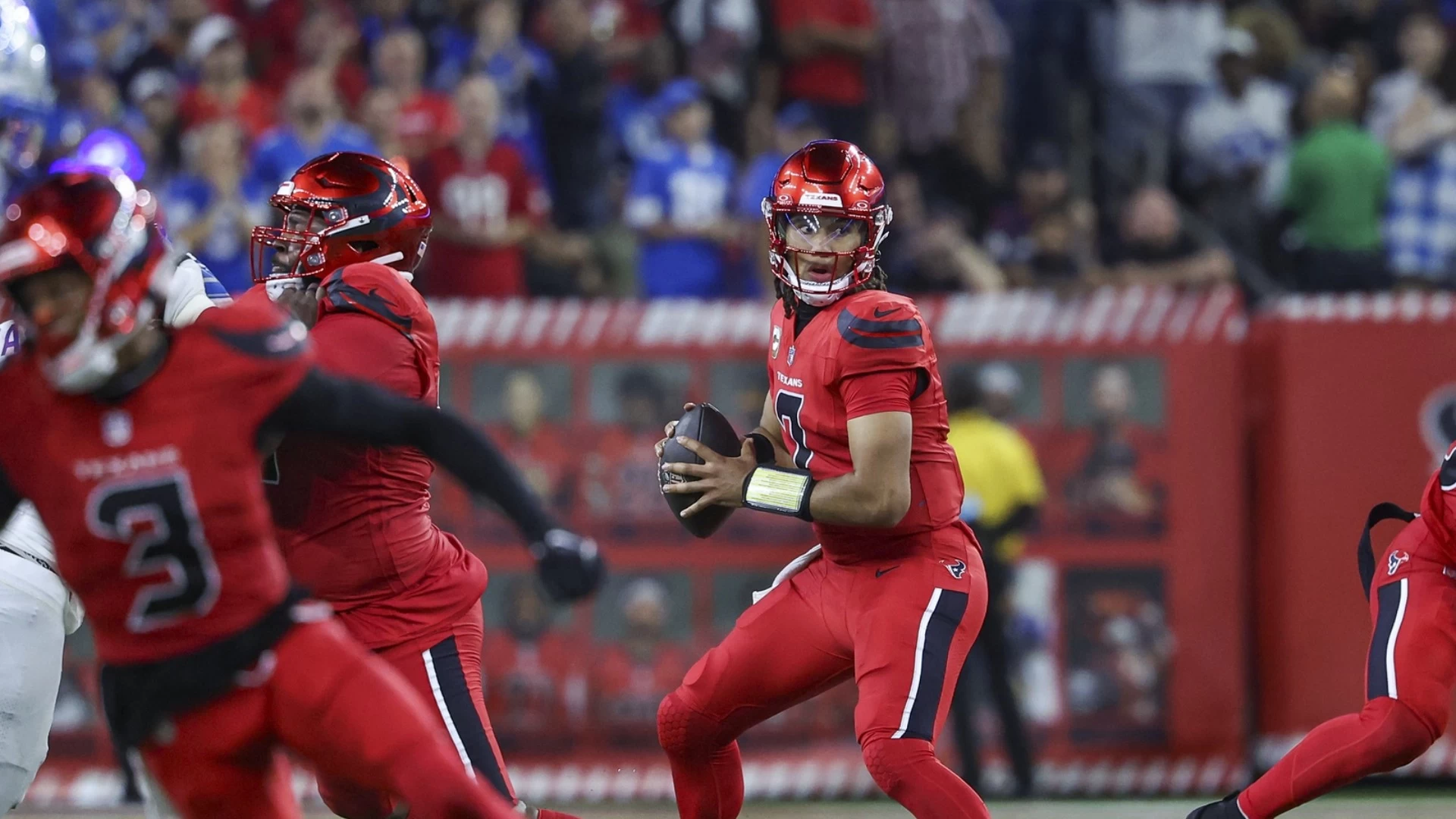 Lions Rally to Overcome Texans 26-23 in Stunning Game