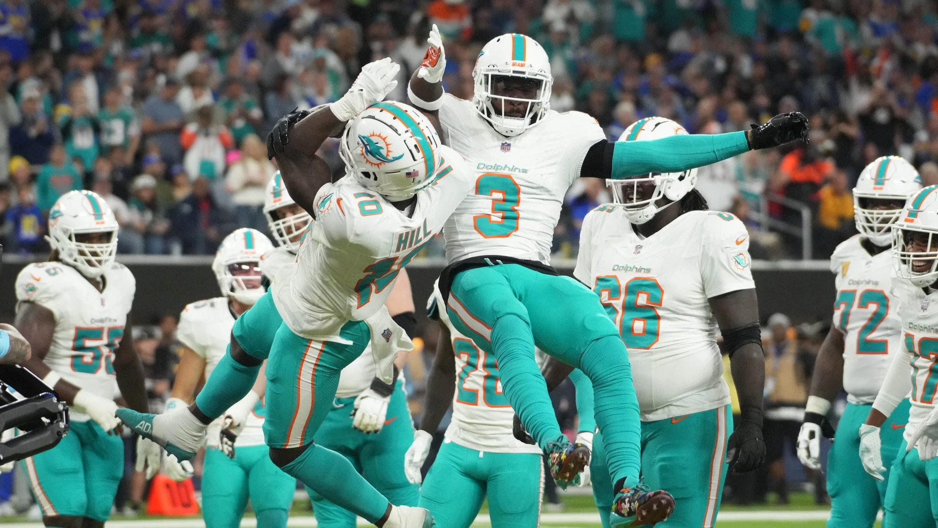 Dolphins Overcome the Rams 23-15 in NFL Week 10 Upset