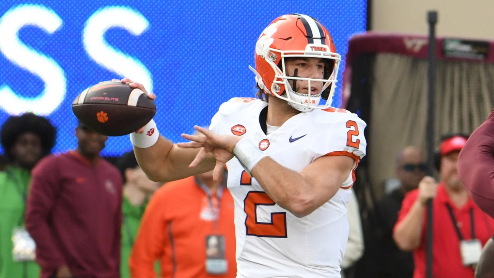 Clemson vs. Pitt and Oregon vs. Wisconsin Game Predictions