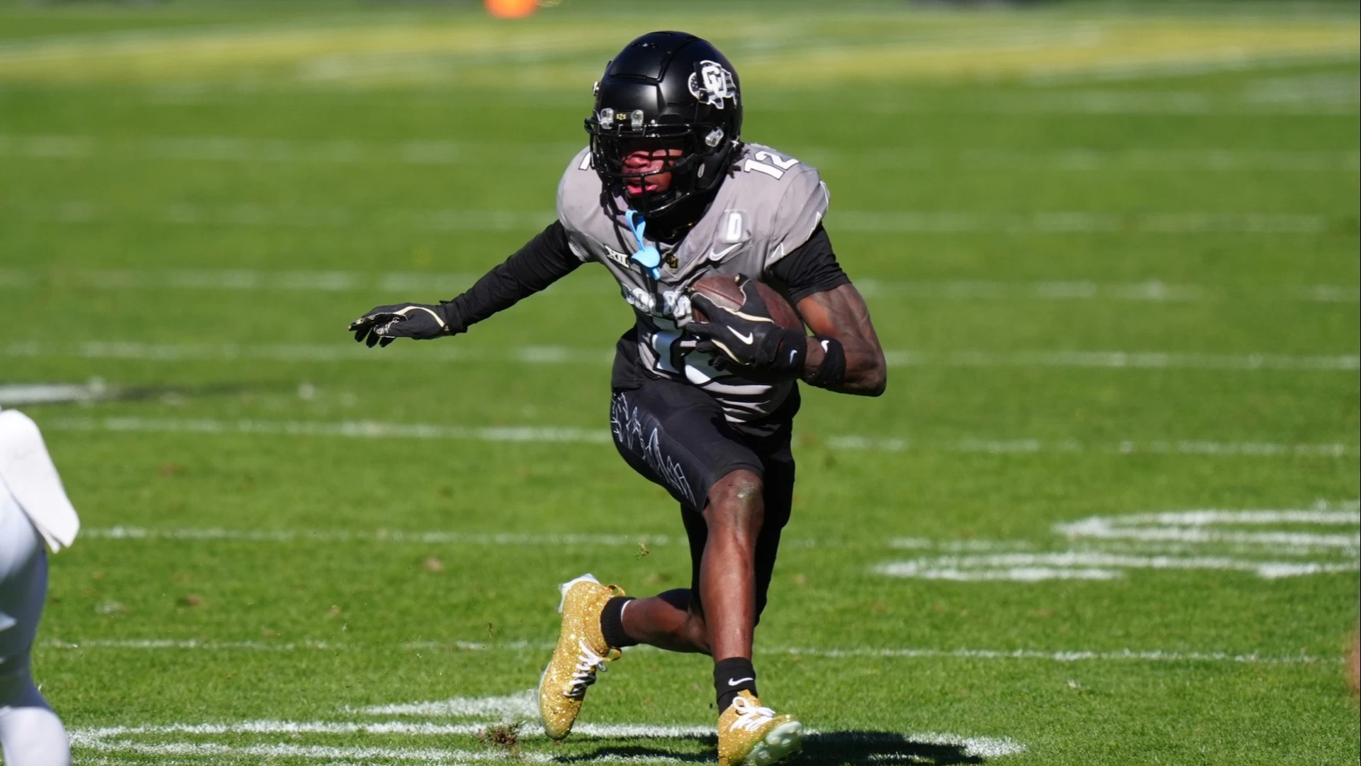 Travis Hunter: The Clear Favorite for the Heisman Trophy