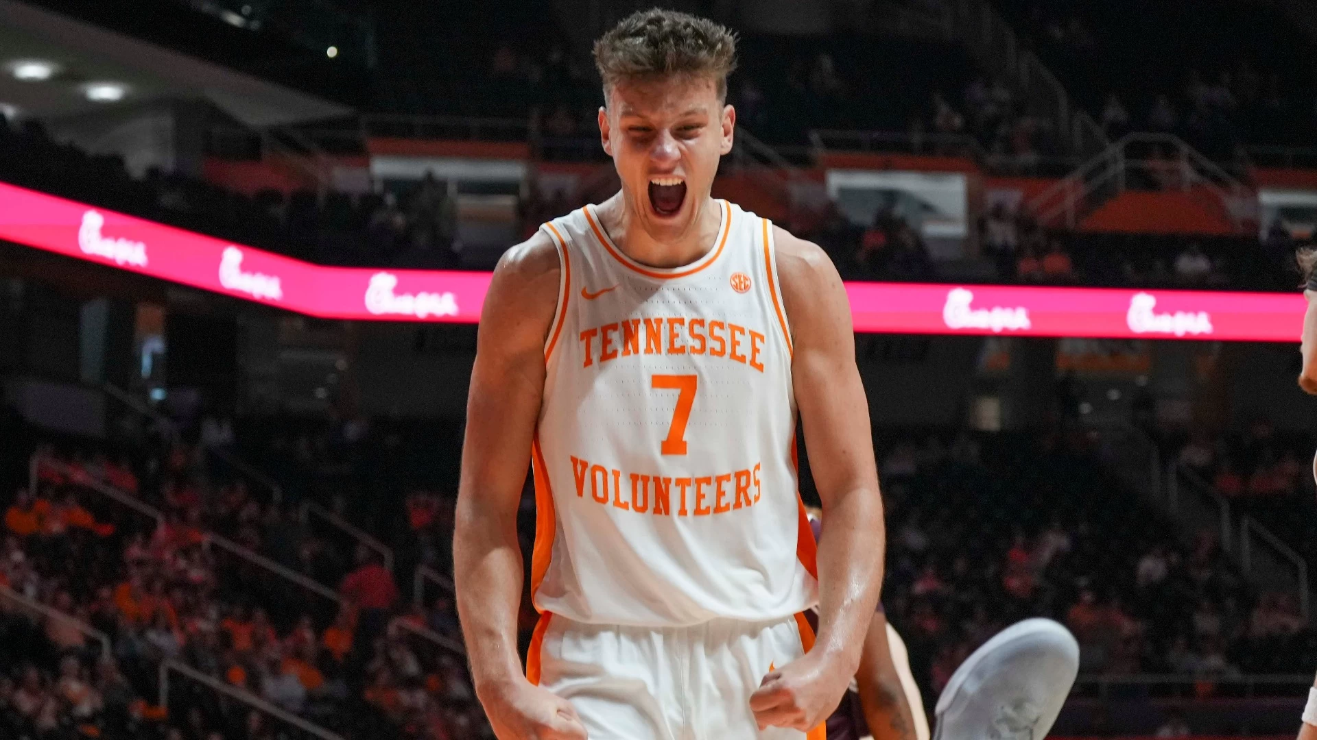 Tennessee vs Virginia: College Basketball Showdown Preview