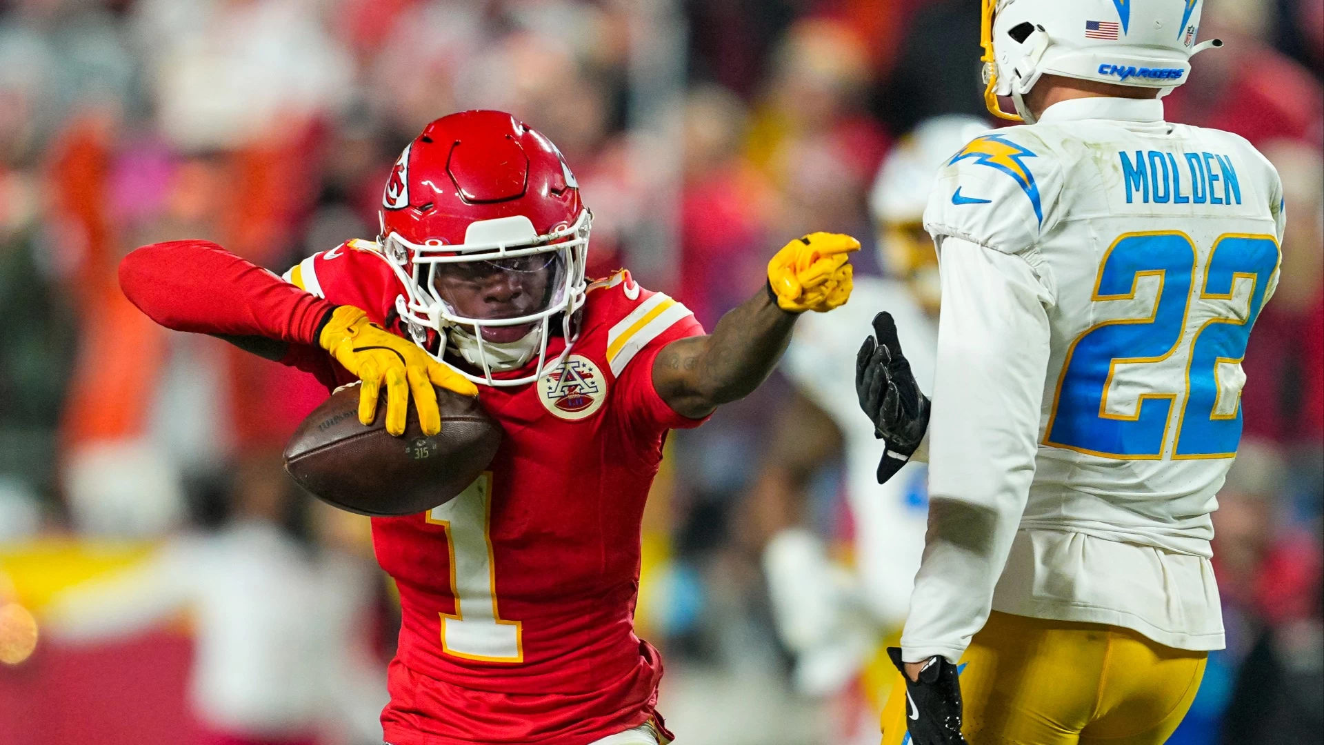 Chiefs Clinch 15th Straight Single-Score Victory Over Chargers
