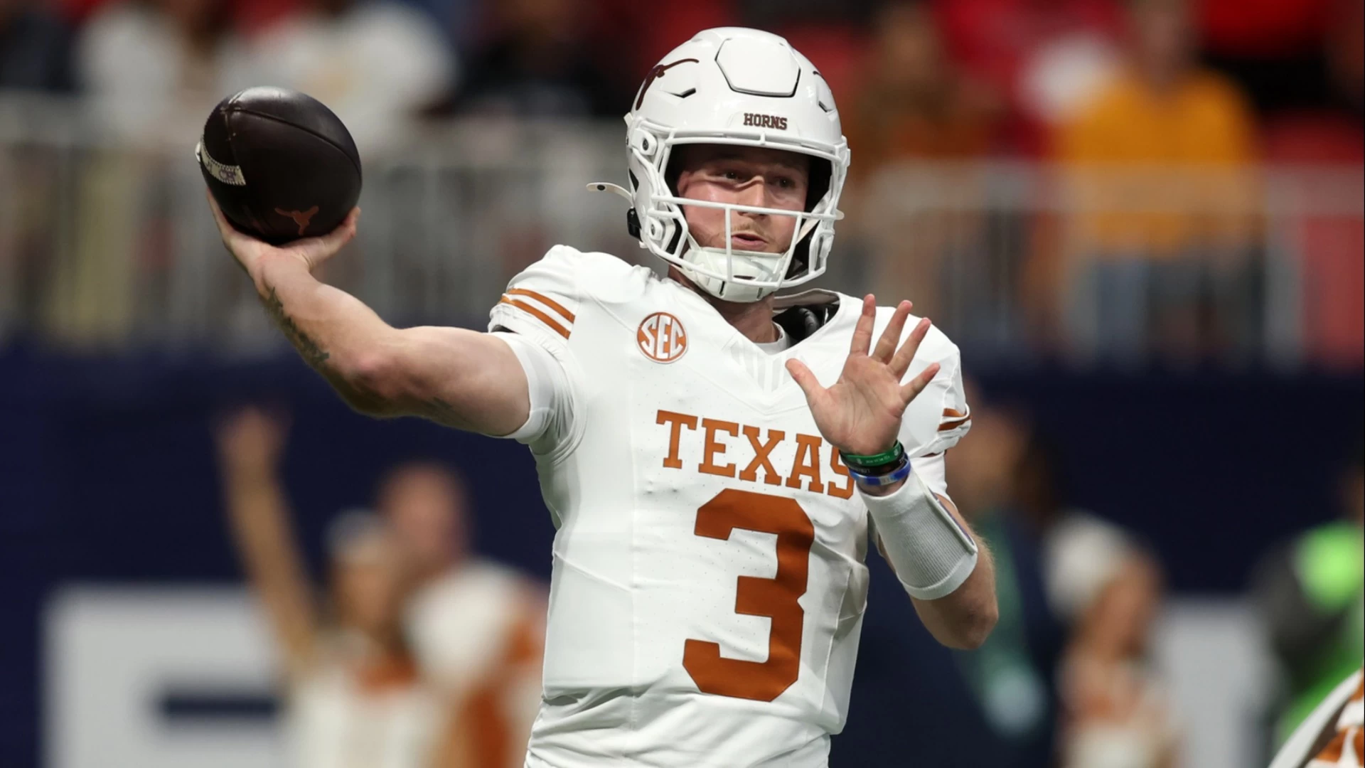 Texas Longhorns Lead as Favorites in First 12-Team Playoff