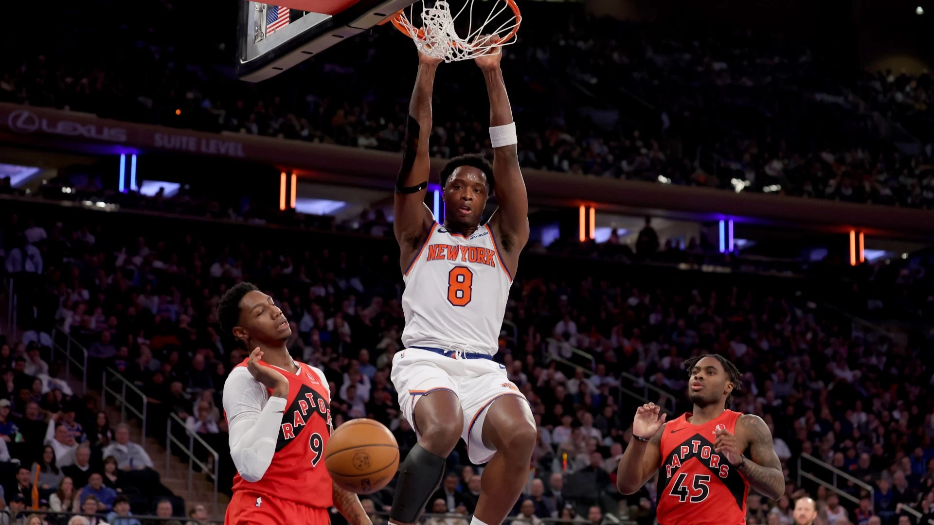 Knicks Dominate Raptors 139-125 at Madison Square Garden