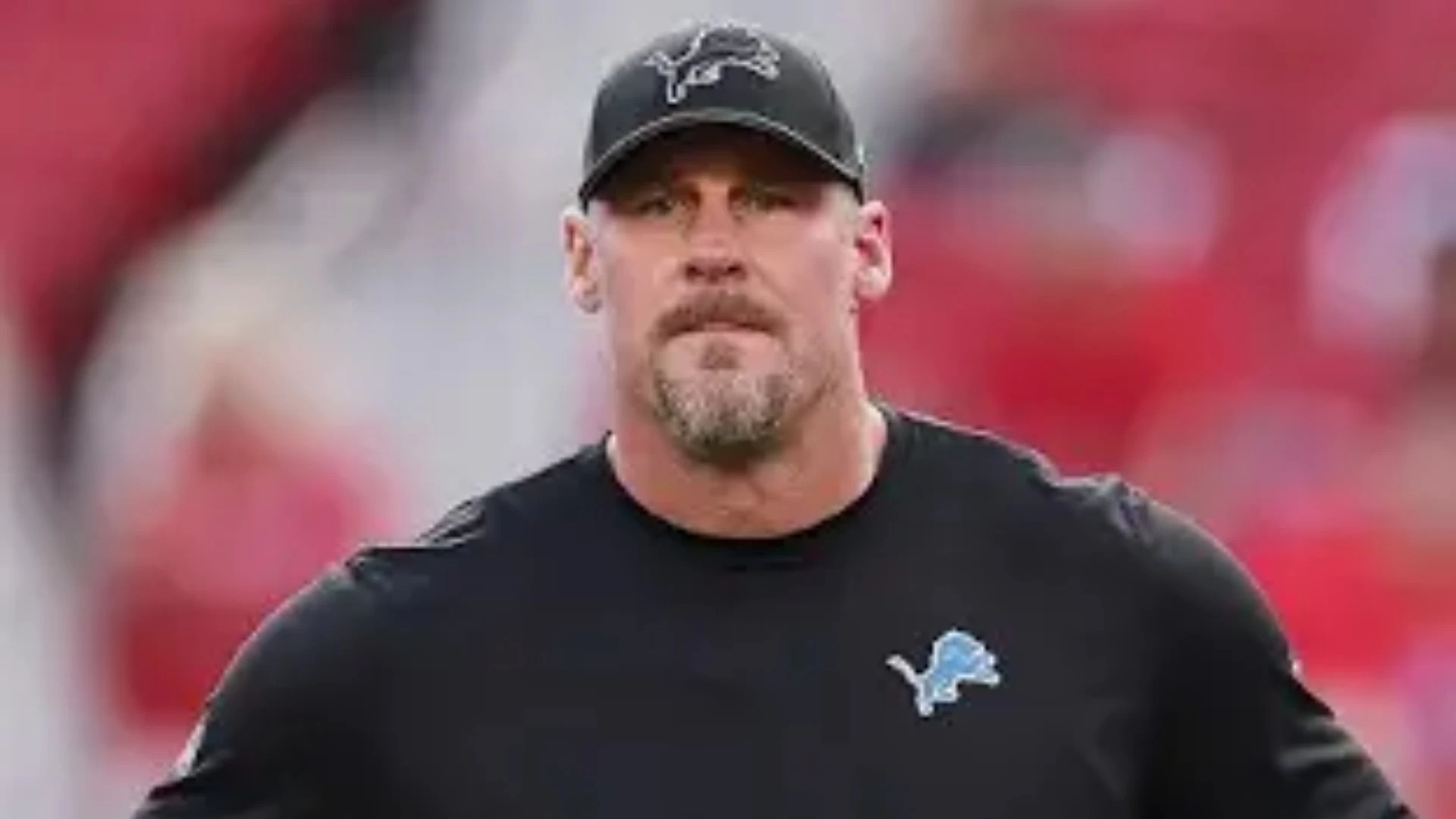 NFL and College Football Betting Insights for Week 18