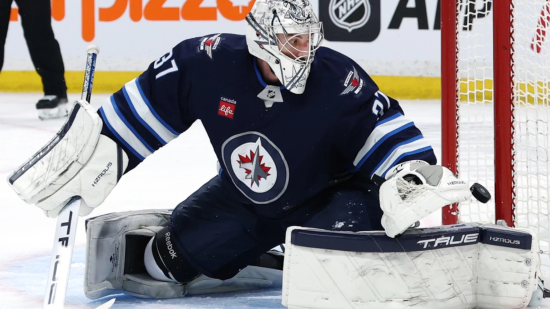The Shift in Ice Hockey: Quebec's Goaltending Legacy