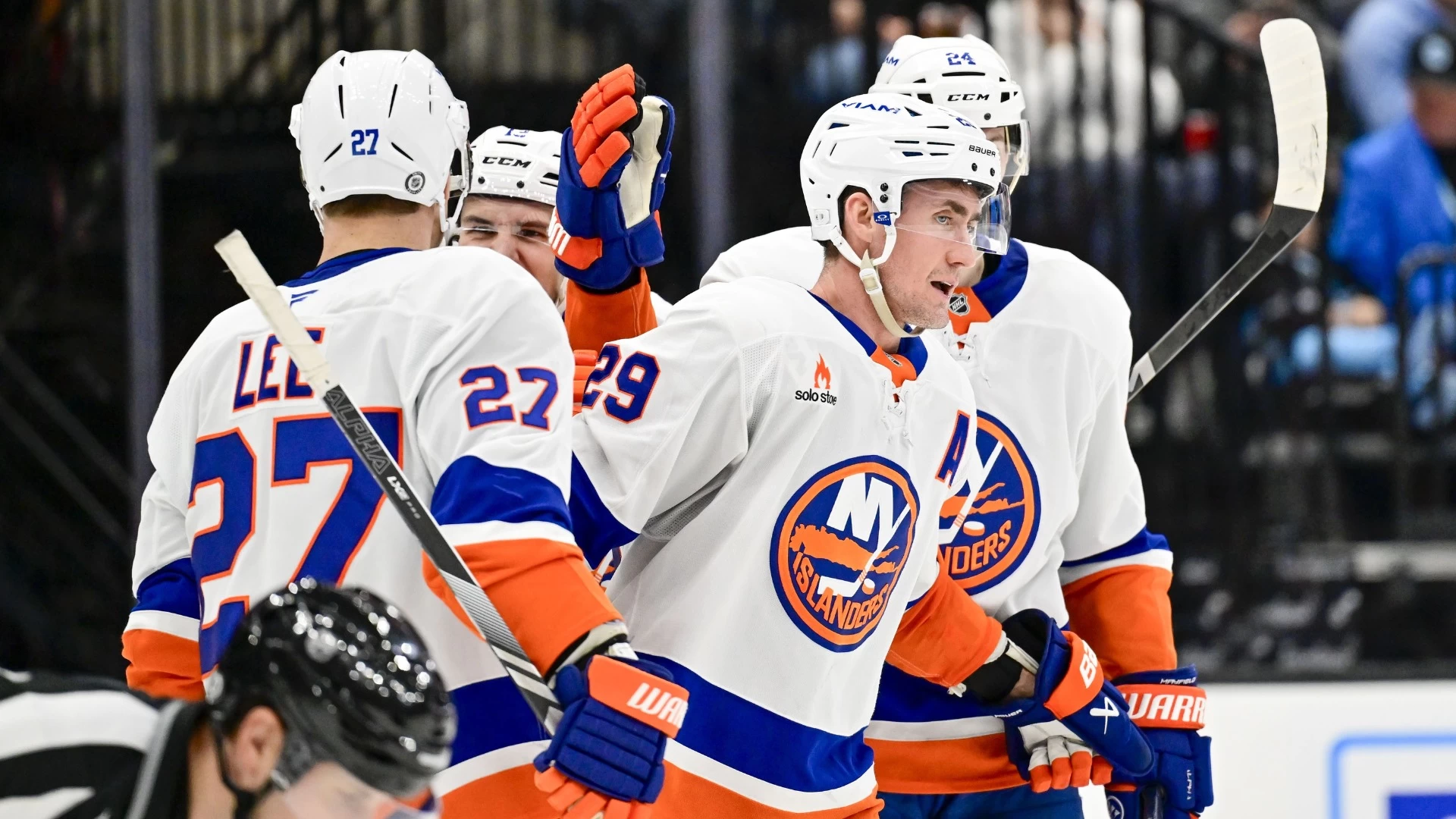 Islanders Aim for Recovery at Tonight’s Hockey Matchup