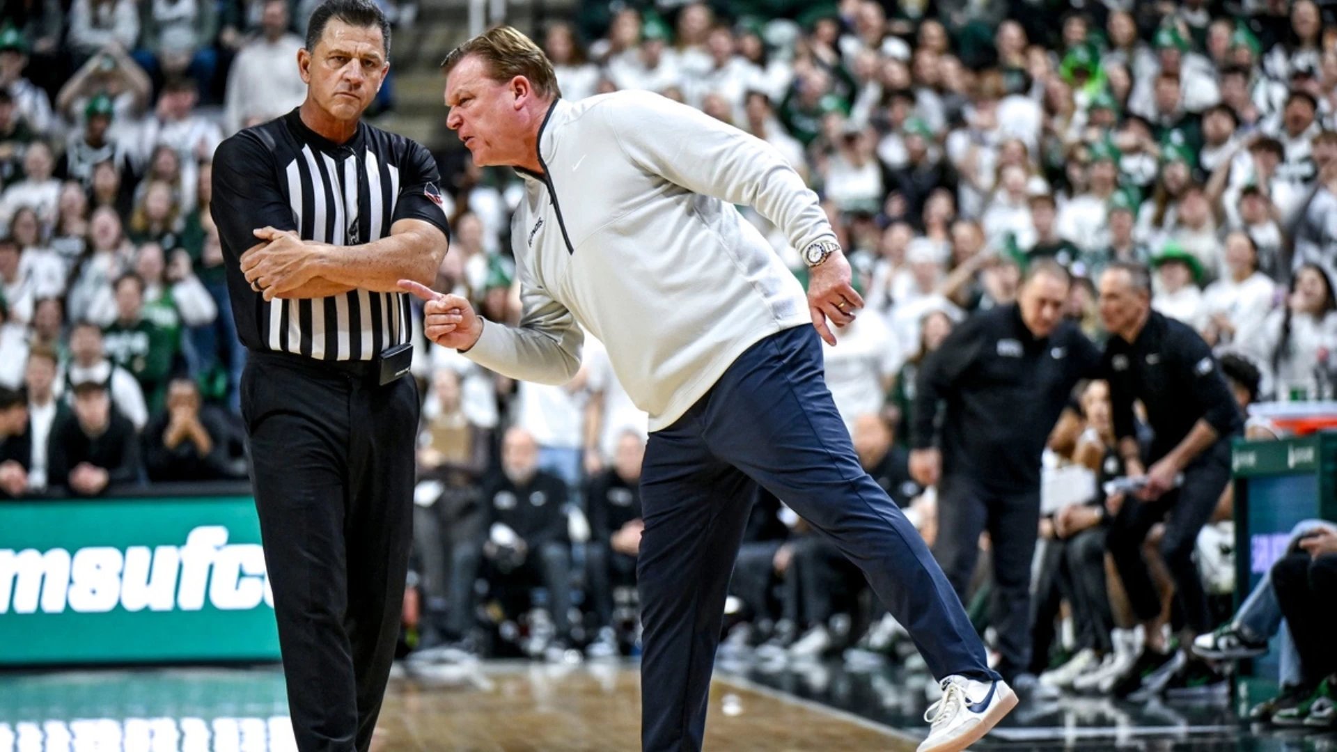 Memphis, Illinois, UC Games Headline Tonight’s NCAA Lineup