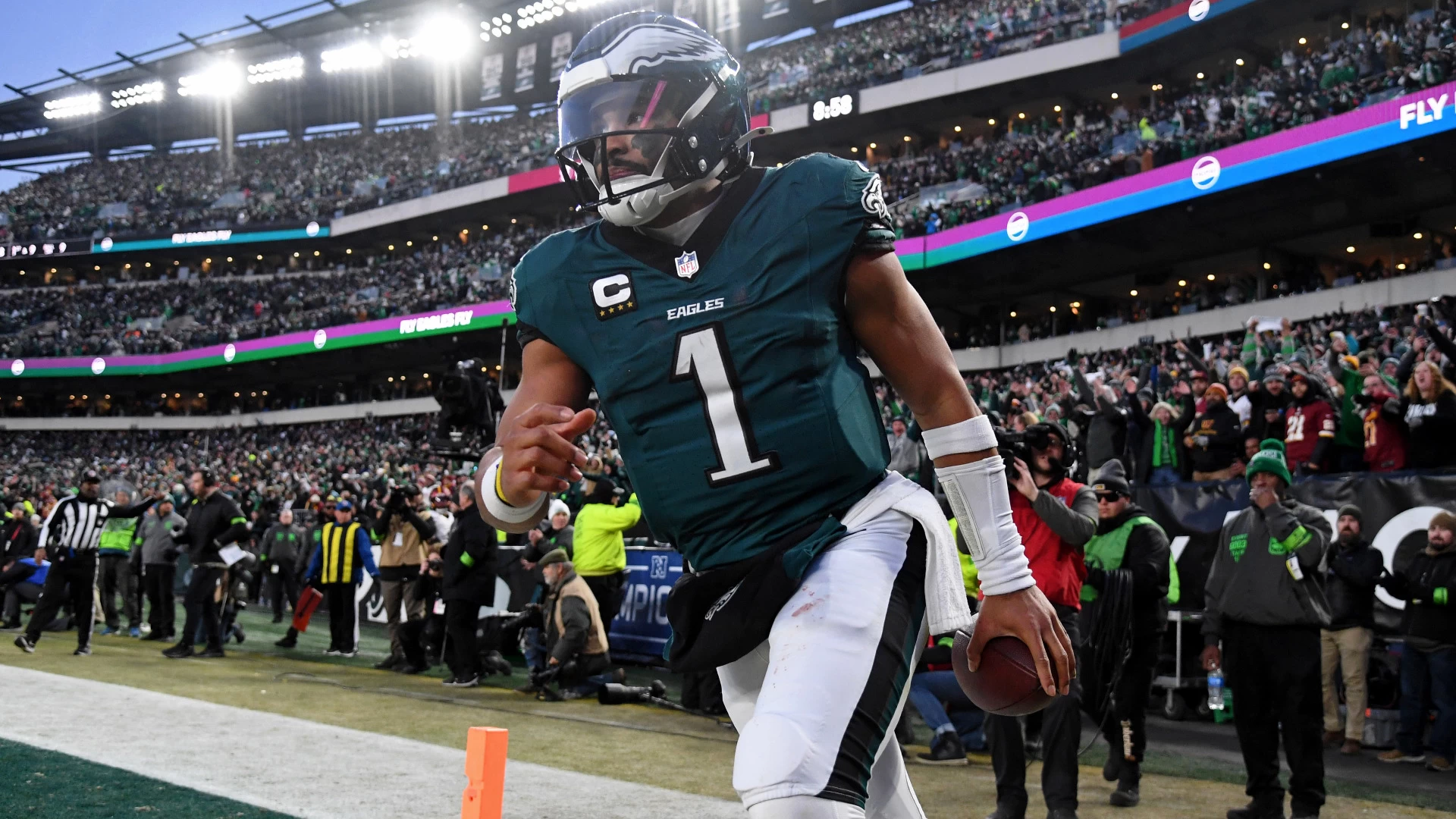 Exploring Game Totals: Key Players Impact on Eagles vs Chiefs