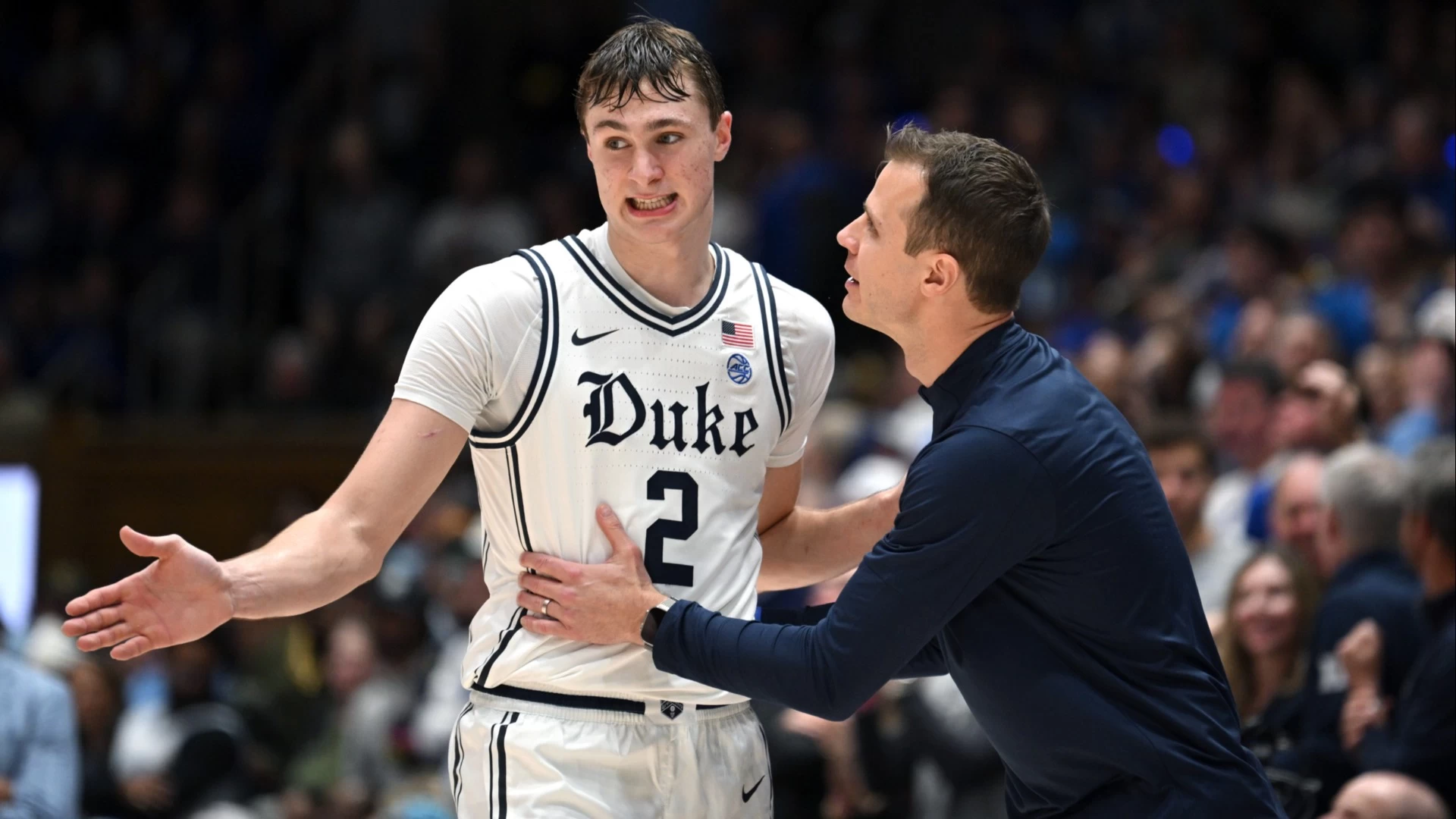 Top NCAAM Basketball Rankings and Powerhouses 2025