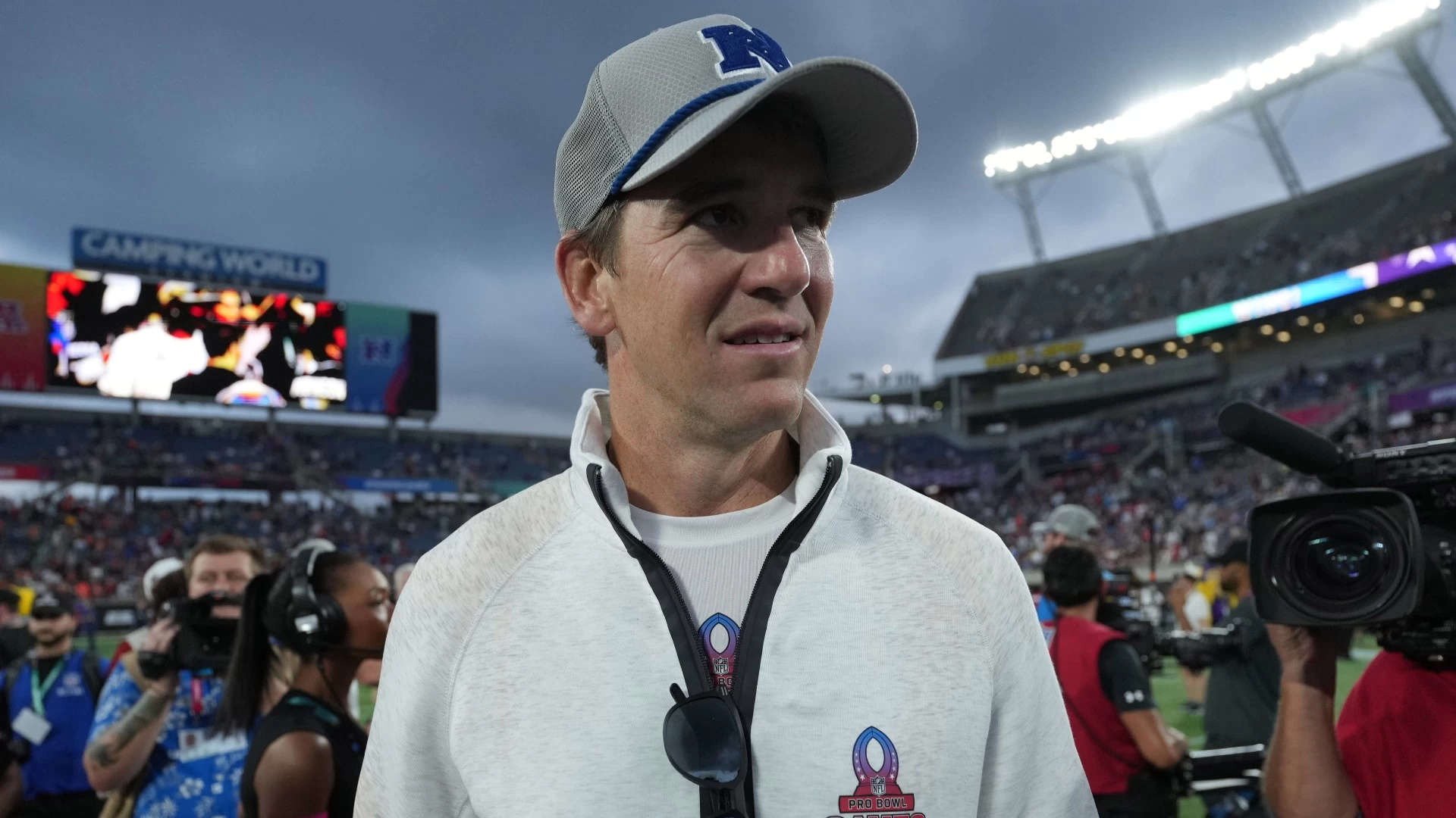 NFL Awards Tonight: Eli’s Hall of Fame Odds Discussed