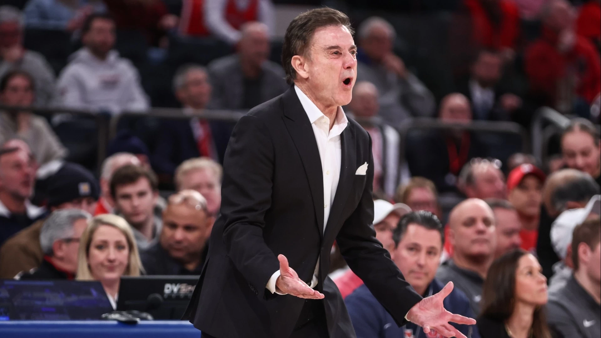 St. John's Enters AP Top 10, Aiming for NCAA Glory