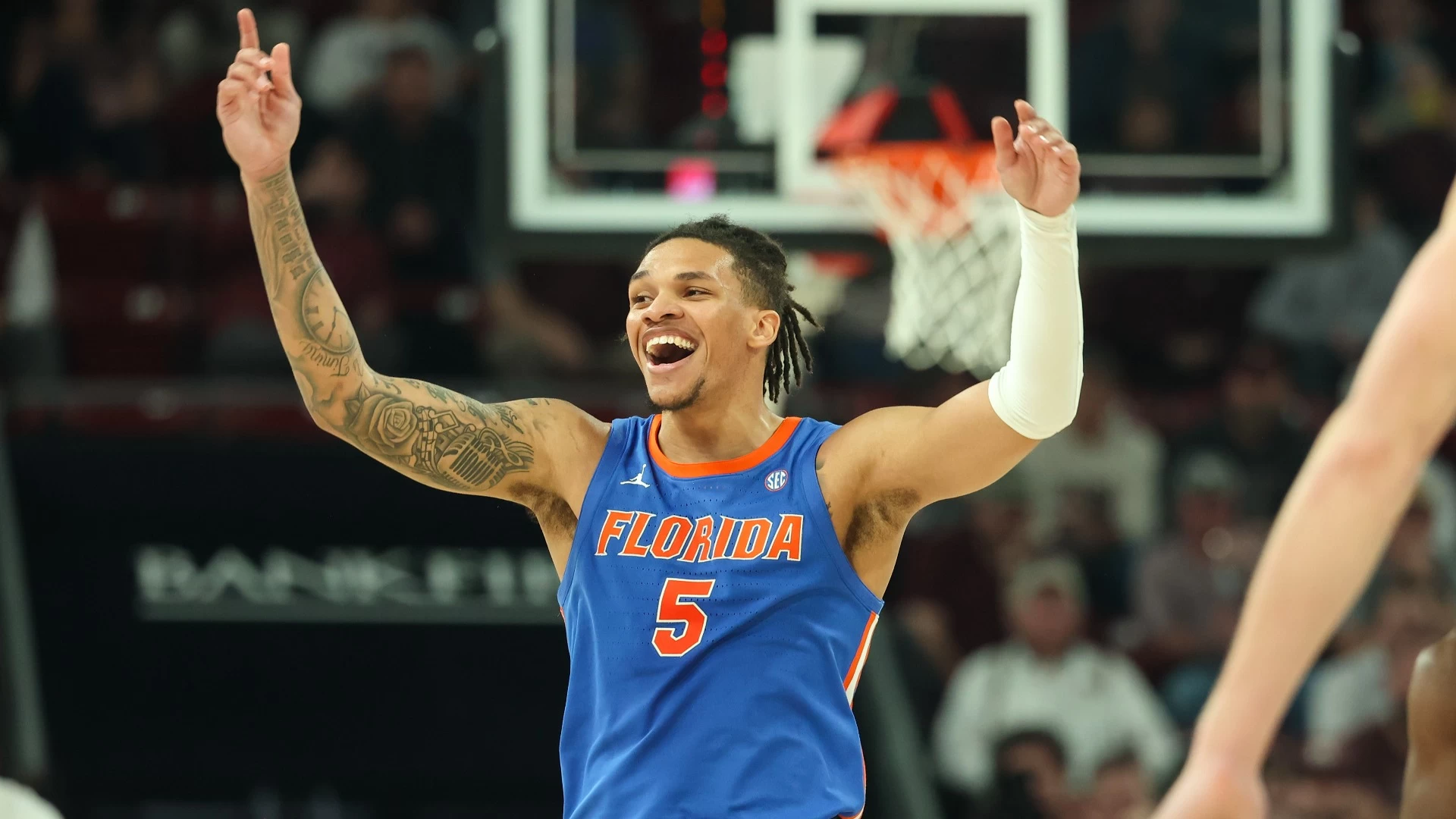 Florida Stays Hot With a Road Win Against Mississippi State