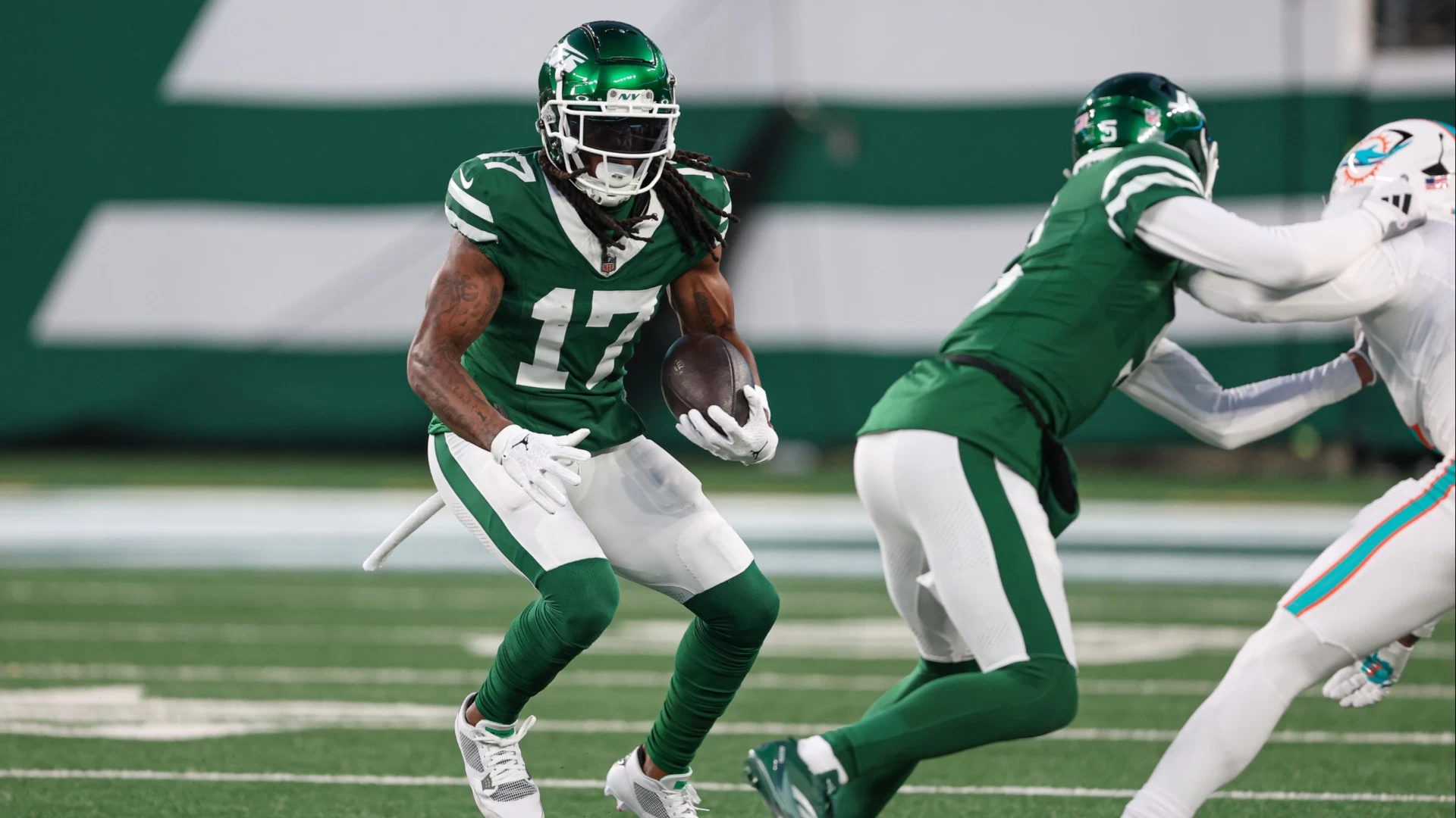 Davante Adams' NFL Future: Teams, Trades, & Predictions