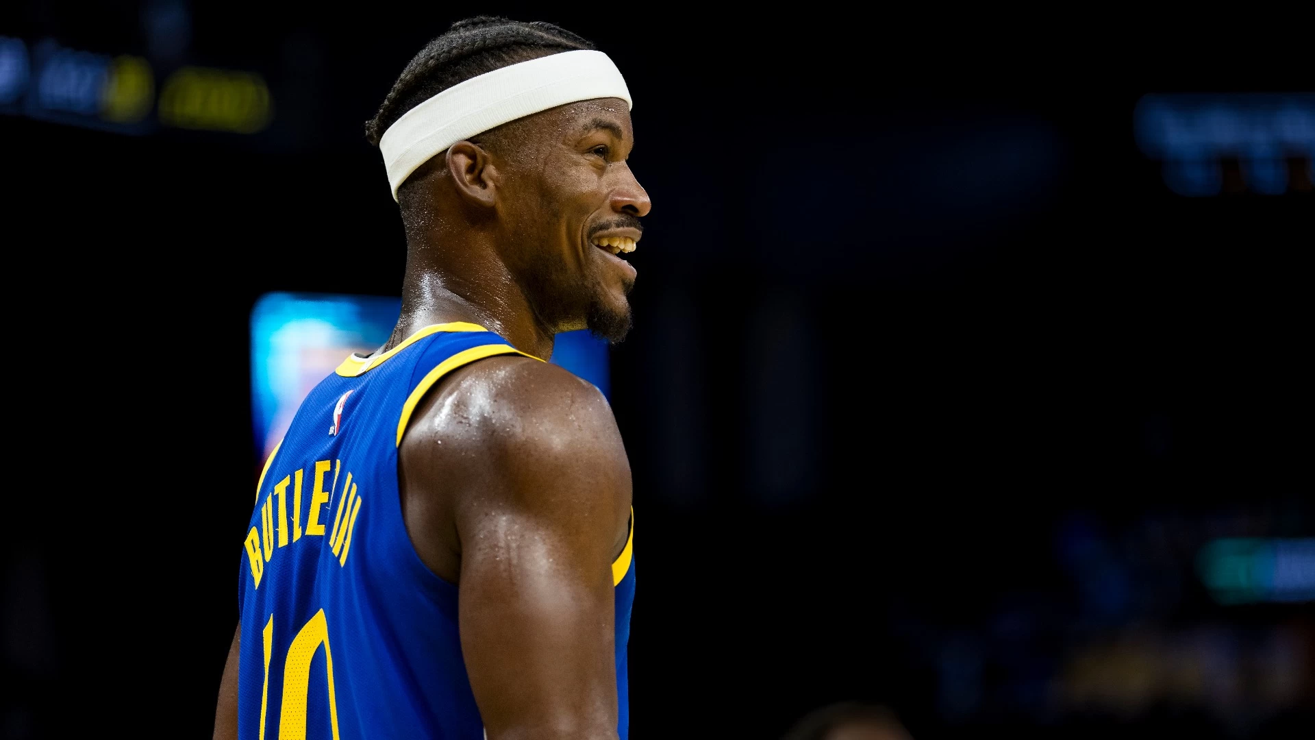 Golden State Warriors Clinch Easy Home Win Against Mavericks