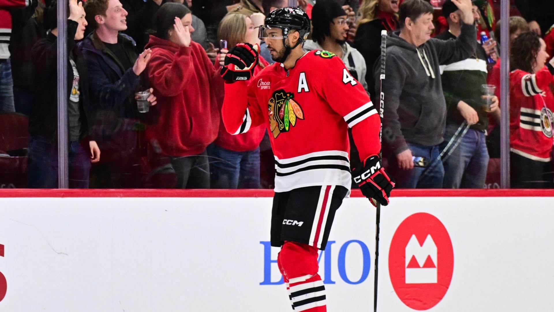 NHL Matchup: Blackhawks Struggle Against Vegas Golden Knights