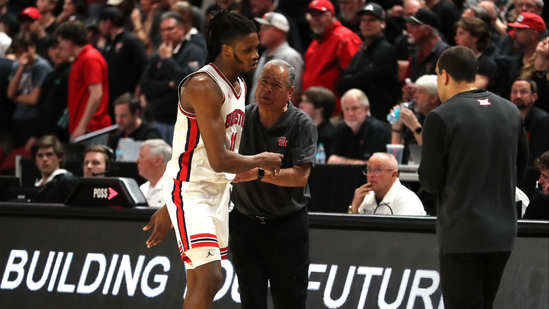 Exploring Houston's Odds in the National Title Race