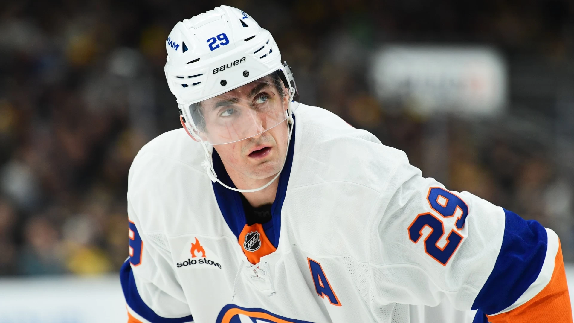 NHL Trade Deadline: Thrilling Moves and Player Swaps