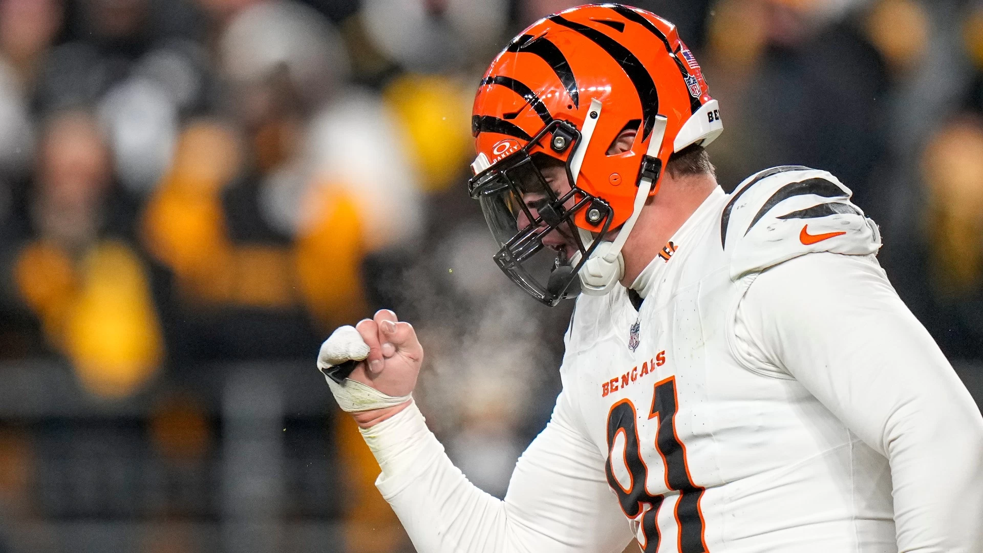 NFL Sack Leader Trey Hendrickson Seeks Trade Amid Bengals Drama