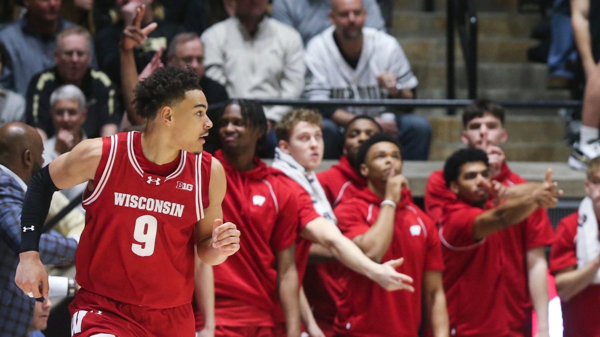 #3 Wisconsin vs. #14 Montana NCAA Matchup: Tips & Predictions
