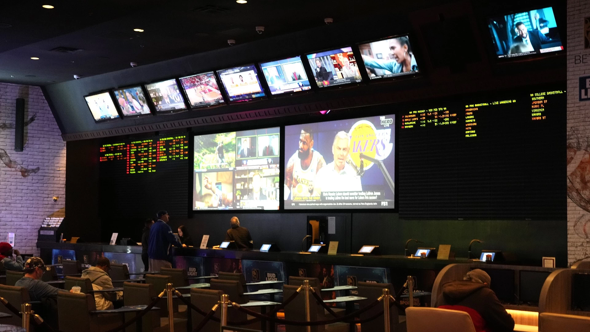 Revolutionizing Payments in Sports Betting & Fantasy