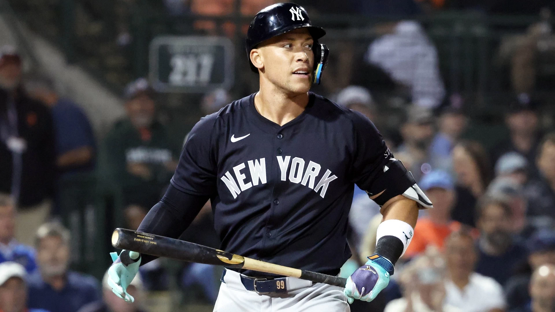 2025 AL East Odds Analysis: Yankees, Orioles, Red Sox Insight