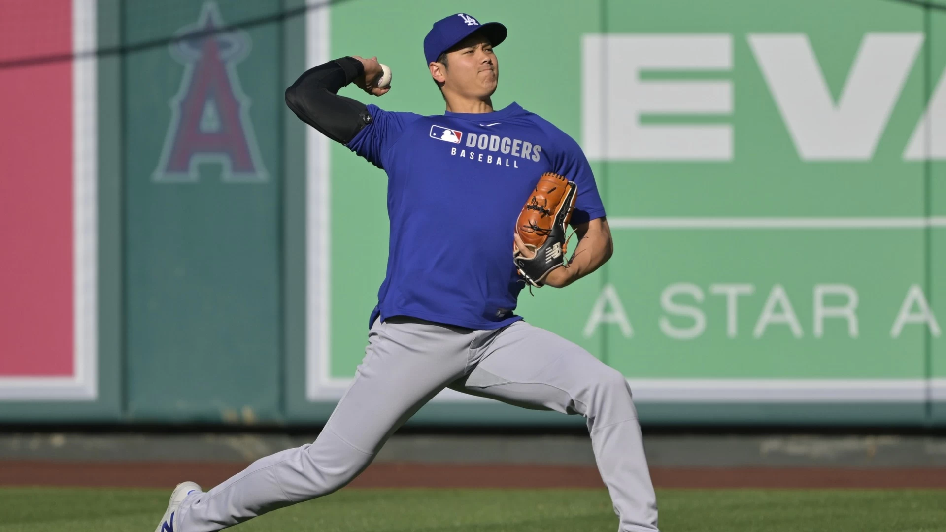 Ohtani to Pitch for Dodgers, Yankees' History with Wells