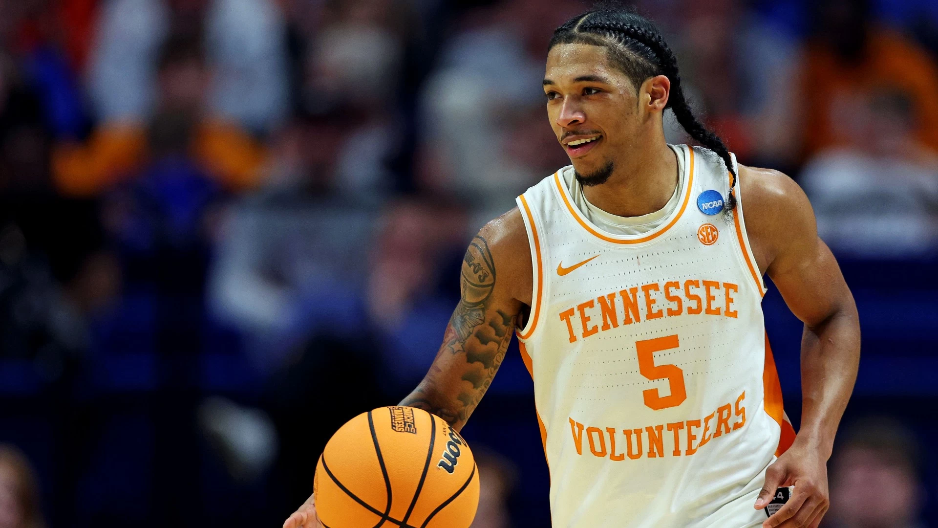 #3 Kentucky vs. #2 Tennessee: Game Insights & Odds Analysis