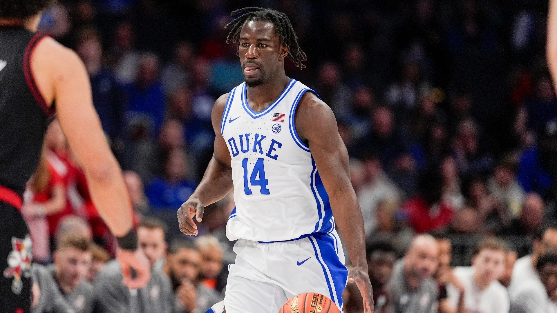 National Championship Odds: Top Favorites & Potential Sleepers