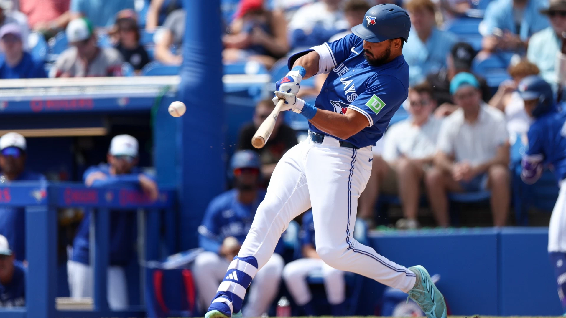Analyzing MLB Home Run Odds & Key Players for 2025