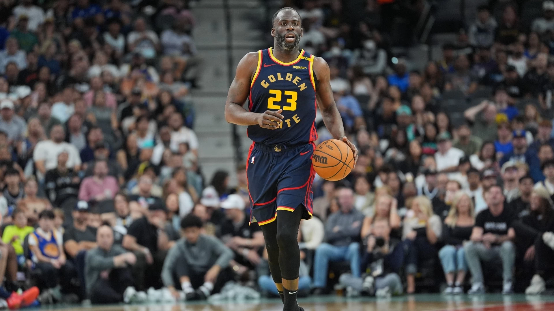 Draymond Green Touted as Favorite for NBA Defensive Player