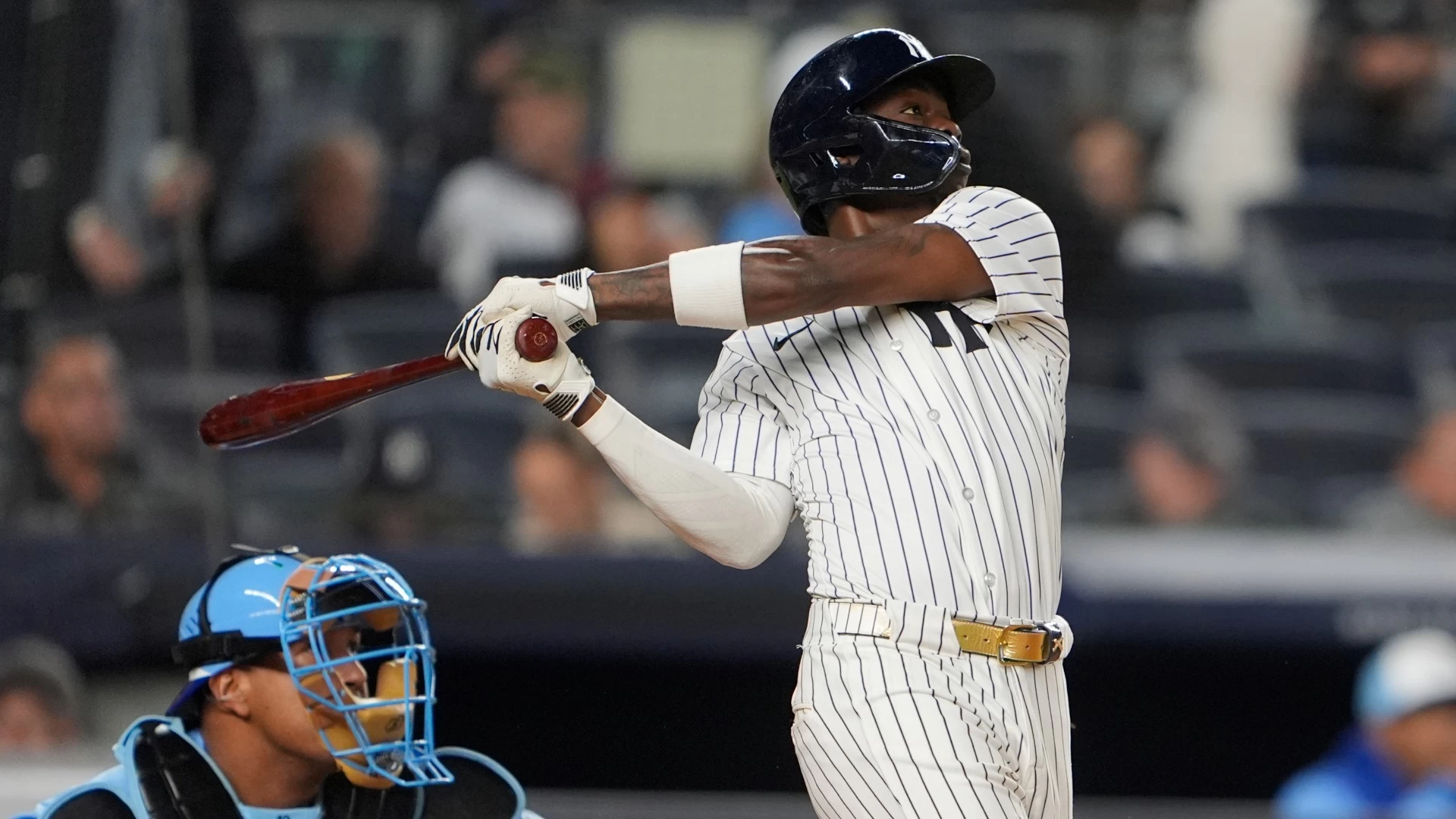 Yankees Triumph with 4 Solo Shots in a 4-1 Victory Over Royals