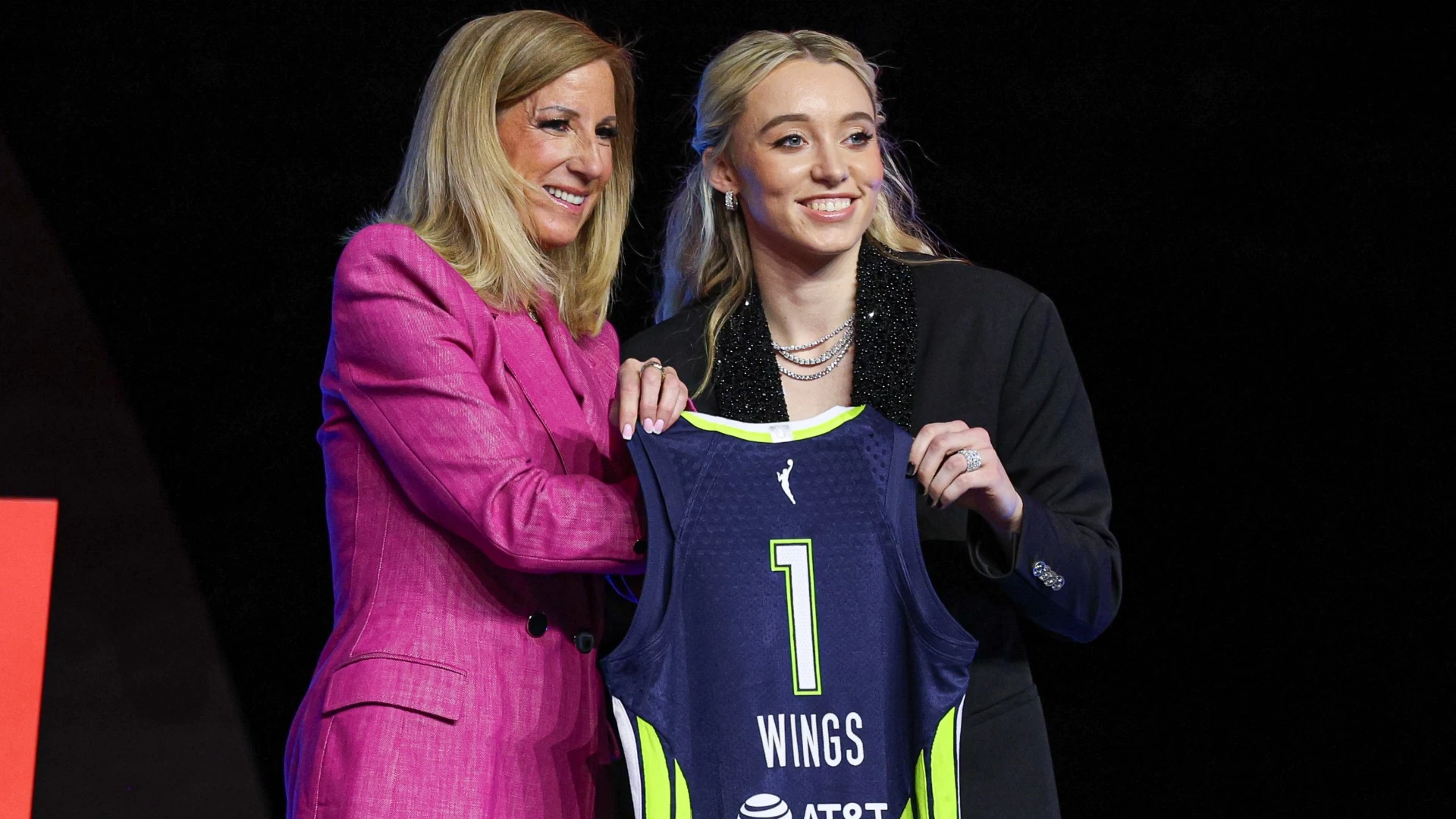 Paige Bueckers's Rookie Expectations with Dallas in WNBA