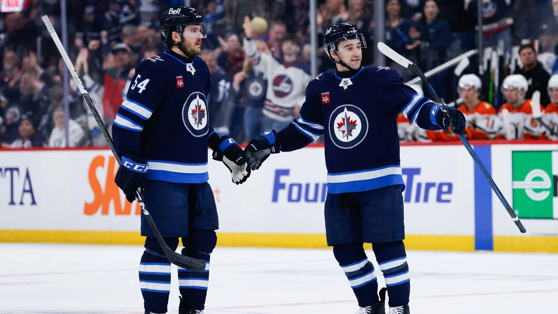 Winnipeg Jets Lead NHL's Western Conference Showdown
