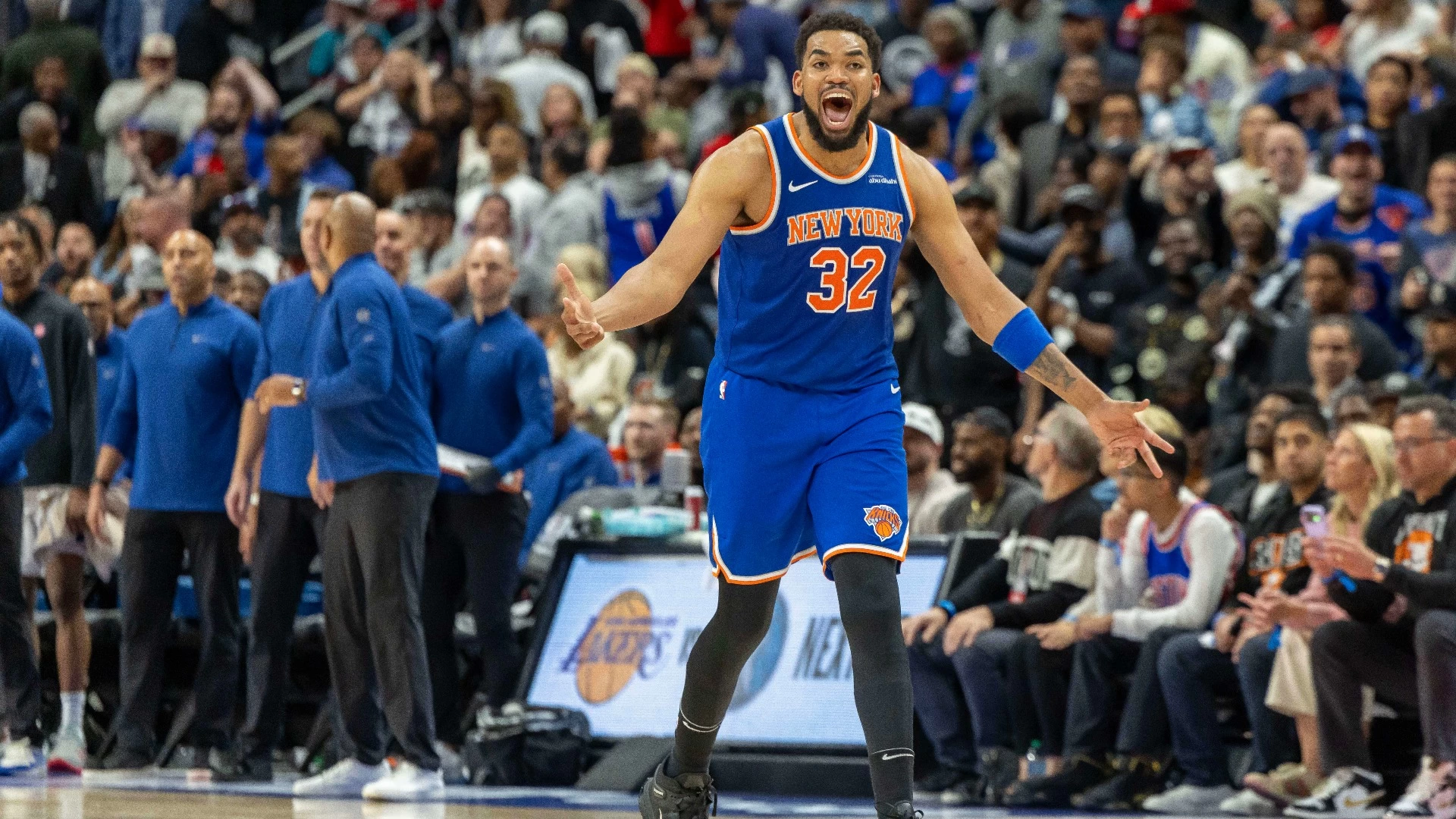 Knicks Secure 3-1 Lead Over Pistons with Game 4 Win