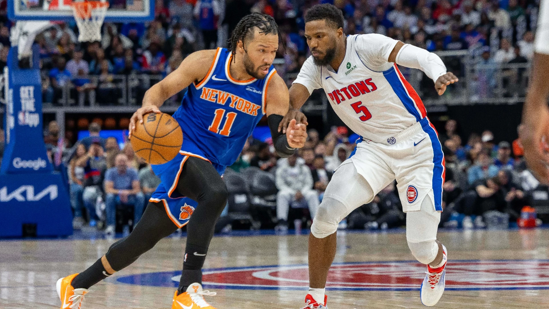 Knicks Lead 3-1 Over Pistons in Close Playoff Series