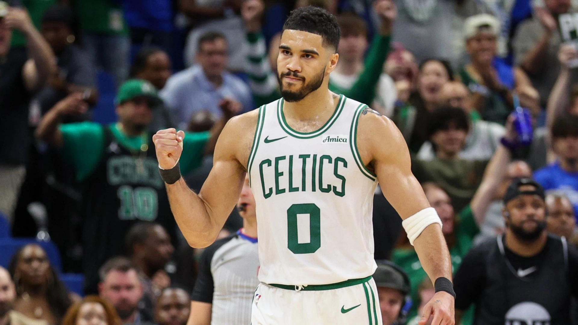 Eastern Conference Odds Outlook: Celtics, Cavs Lead the Way