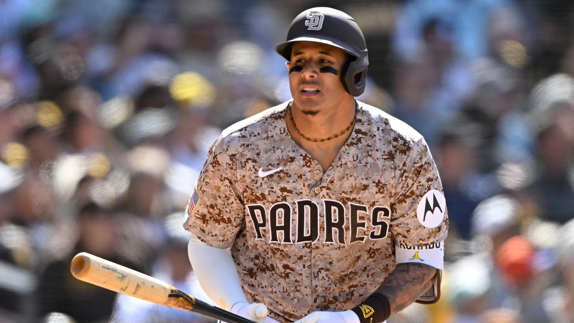 Giants vs. Padres: A Pitching Duel Ahead in NL West Clash