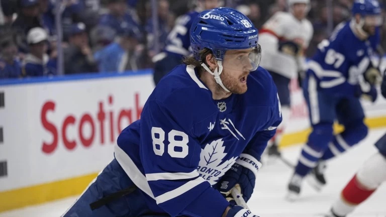Leafs Playoff Strategy: Early Wins Essential for Success